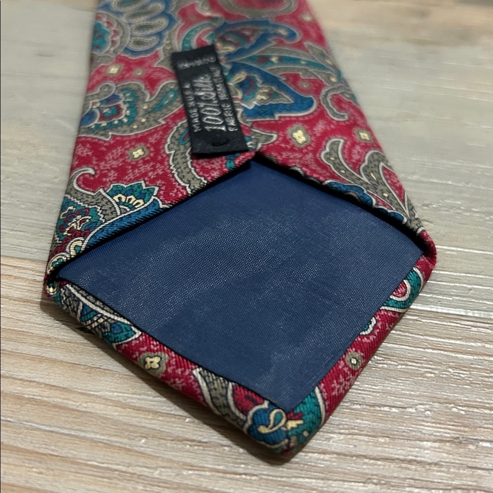Strathmore Men’s Elegant Paisley Floral Red Blue Men's Tie Silk Career Business - Picture 4 of 7